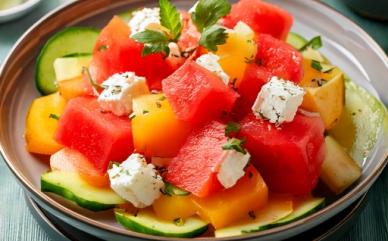 illustration recette du mois salade melon pastèque concombre et féta